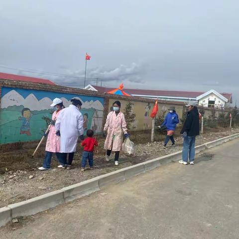 喜迎二十大 环境卫生大清洁