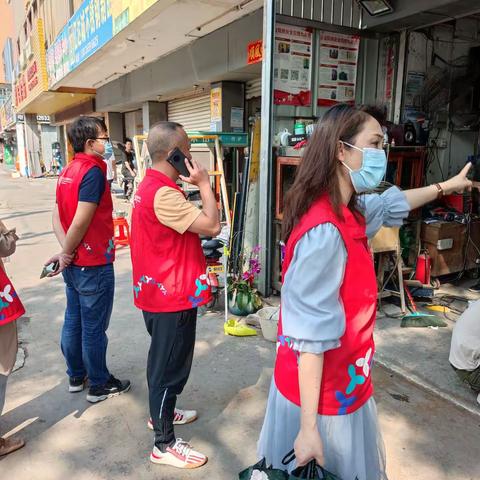 西丽社区联合曙光消防1站对社区“三小”场所进行安全隐患排查