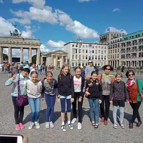 朋友相约东欧之旅