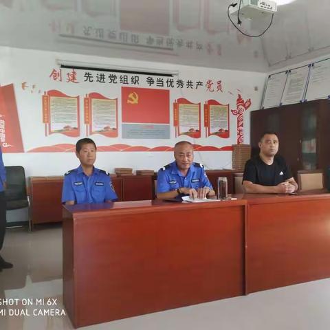 我旗禁牧大队开展加强禁牧封育宣传工作