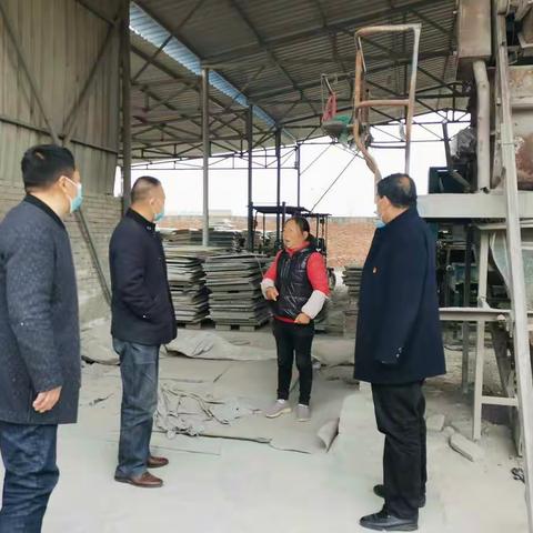 周至县检查疫情防控期间扶贫企业复工复产工作