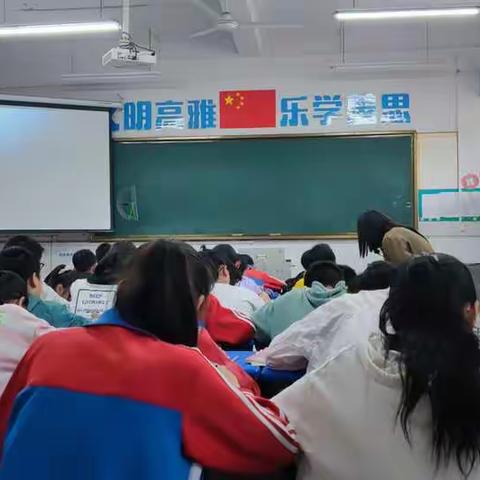 “不负时光踏歌行，跟岗学习共成长”实验小学跟岗学习第二天。