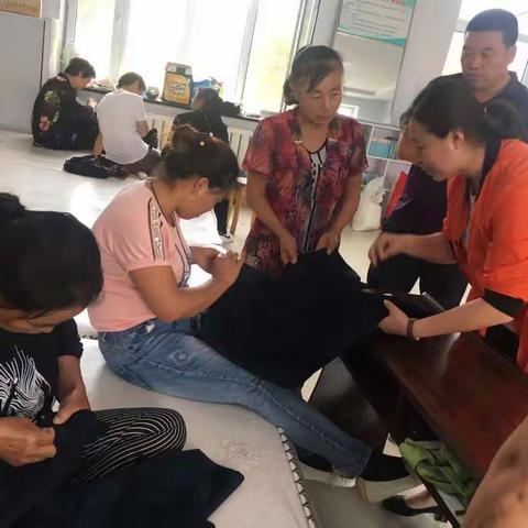 胜利乡余粮村手工缝制车间