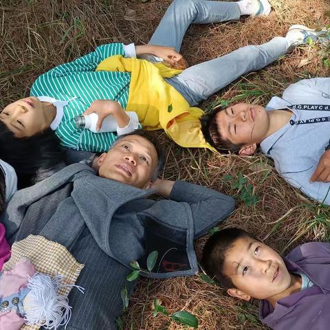 周三的爬山活动