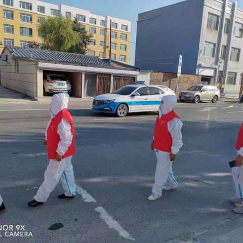 长盛街道新业路社区五老在行动