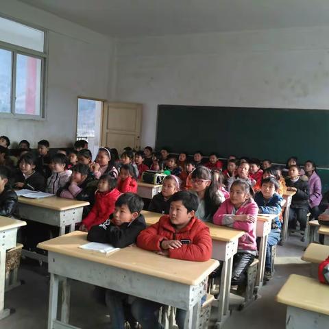 蒿芝坝小学《护苗.网络安全课》