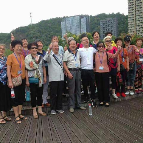 平昌广场气排球队千岛湖两日游