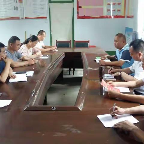 扶贫工作在路途