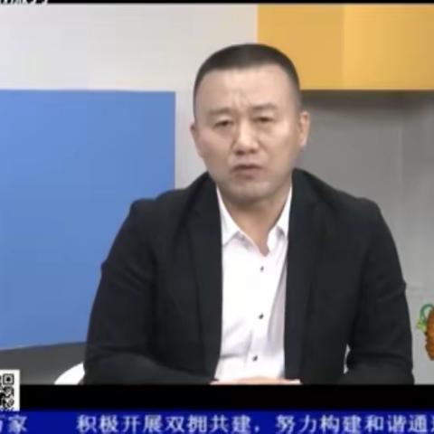 通辽二中七年八班家长学习家庭教育课堂《牵一只蜗牛去散步》