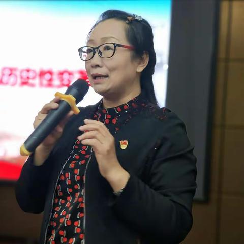 全区中等职业学校思想政治课教师培训---加强民族团结，铸牢中华民族共同体意识