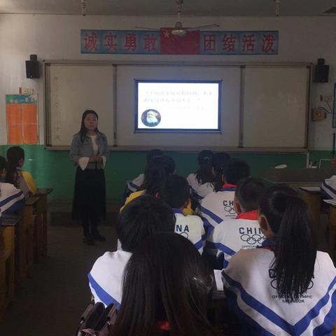 《卖火柴的小女孩》教学缩影