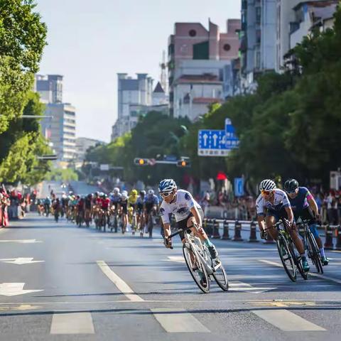环鄱阳湖自行车精英赛(上饶▪玉山—三清山)