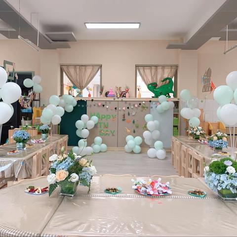 予你朝夕，伴你左右 ----记昆明市政府机关第三幼儿园中四班5月生日会