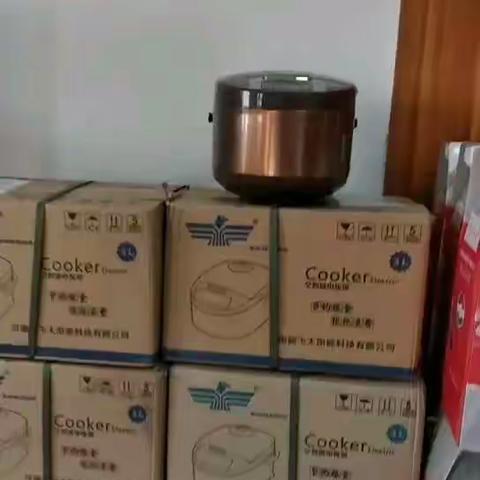 今天康姿百德通州店举行疫情期间网上互动颁奖仪式。康姿百德床垫值得拥有！拥有康姿百德床垫，我健康！我骄傲！