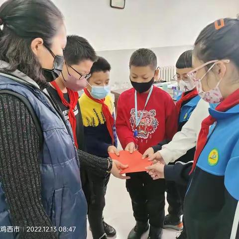 “拼搏吧·少年”冰雪节 ﻿——滴道学校校园杯冬季雪地足球比赛