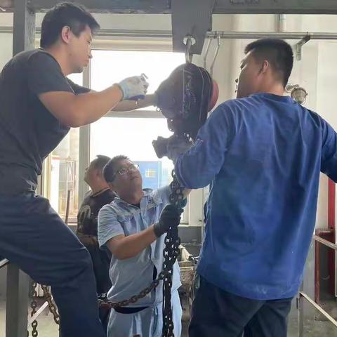夏送清凉 情暖人心