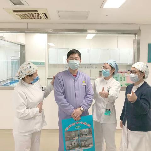冬日暖阳   陪检在旁