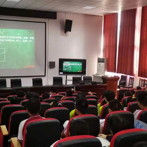 从课后习题探究数学模型——记瑞昌四中青年教师周进杰的创新课堂