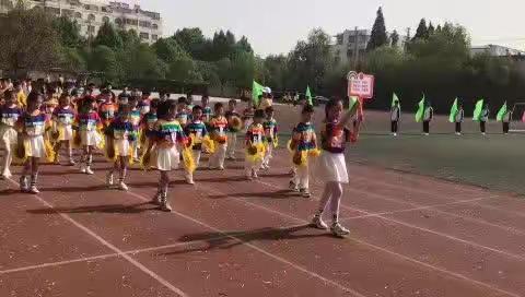 和平路小学四1班