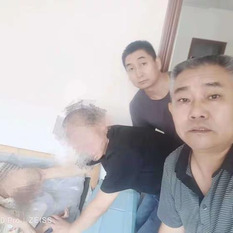 银行服务无小事，贴心服务暖人心