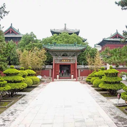 正定隆兴寺及荣国府