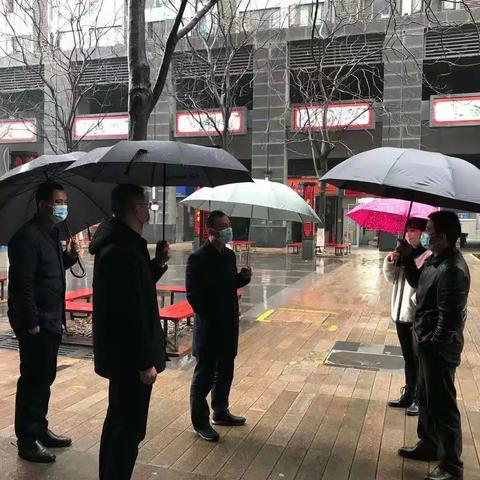 雨花区委常委、政法委书记王明玖同志到圭塘社区指导工作