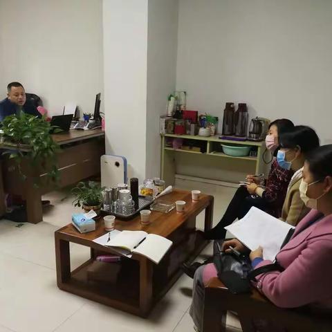 区统计局到东孝街道开展三服务活动