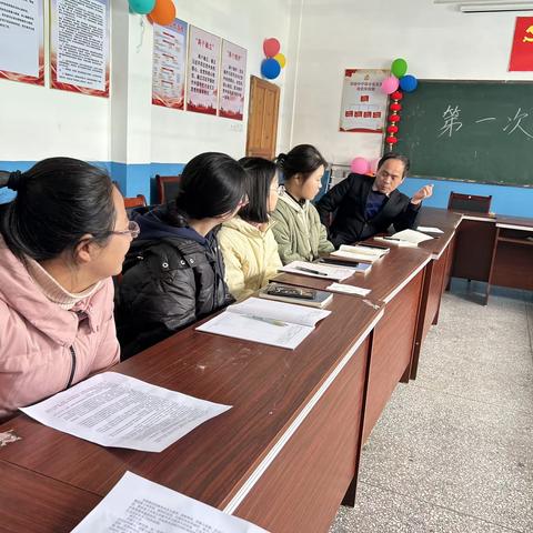 问道数学新教材，潜心钻研共进步