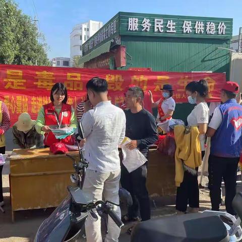 八所镇开展“春季禁毒流动课堂”宣传活动