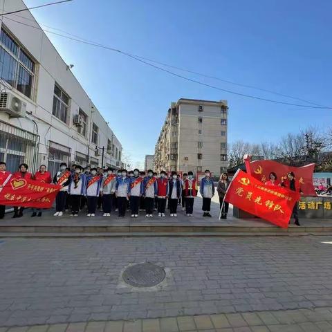 “党建引领 创城有我”开平区税务庄街道唐钢社区环境卫生清理工作