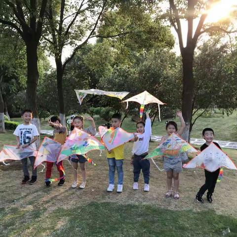 魔法的夏天——晋江实小2018级2班第6期阅读会【快乐阅读、奇思妙想】