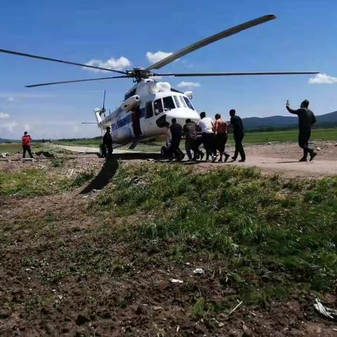 为生命护航 救援接力赛——直升机打通空中救援通道