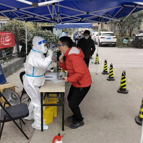 闻令而动冲锋在前 星夜兼程齐心抗疫——碑林区信访局全体党员干部下沉社区开展疫情防控工作