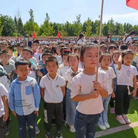 我们二五班的故事