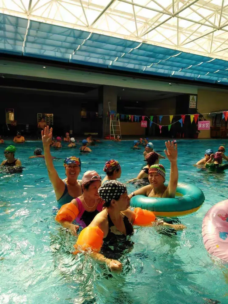 同学相聚碧海云天游泳馆2018.9.26