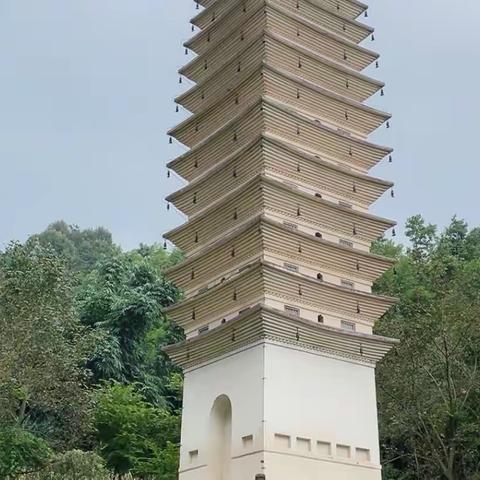 寻宋代古塔，游清末修院，练手在大曲村的大曲山上