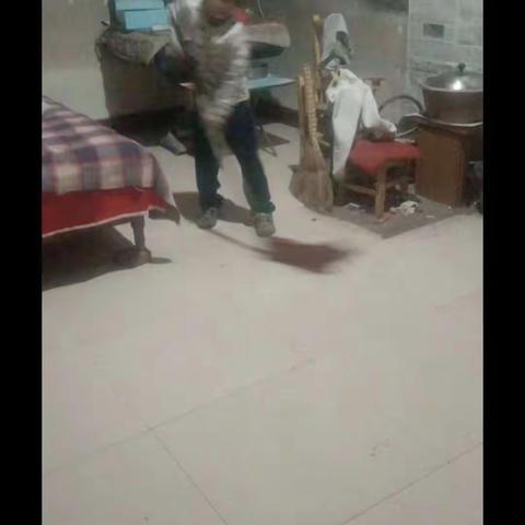 大家好，我是沙河市第二小学一（4）班谷浩轩，好习惯的养成就是每天坚持去做