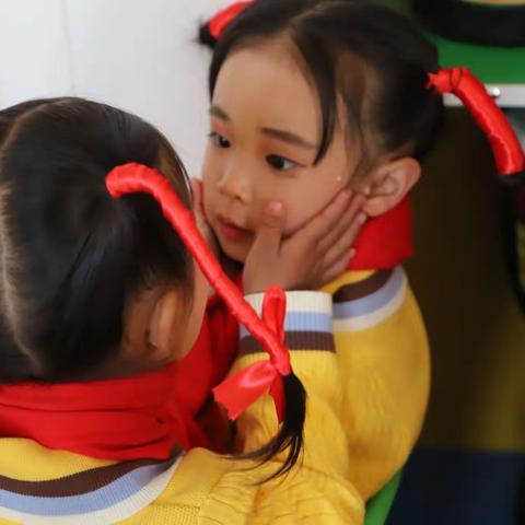 说新年——记兴宁幼儿园中一班2021年迎新活动