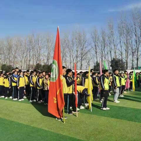 青春的姿态