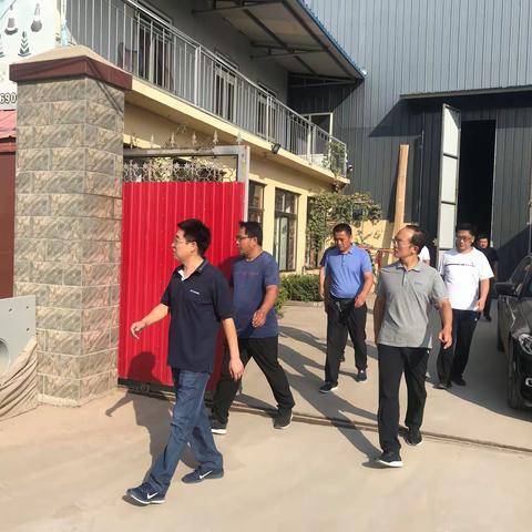 举国同庆进行时，明水巡查保安宁！