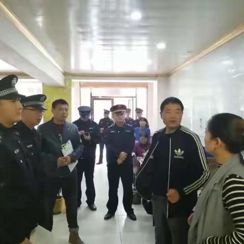 太平市场监管所联合多部门开展餐饮食品安全综合检查