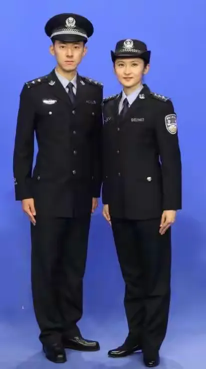 公安机关人民警察警服主要品种穿着规范