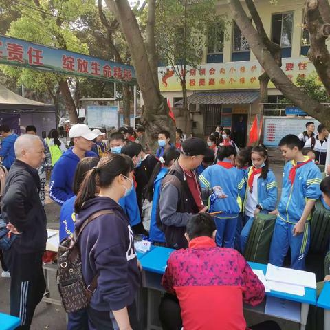 2021年泸州市龙马潭区中小学生田径运动会掠影（青春的展示）