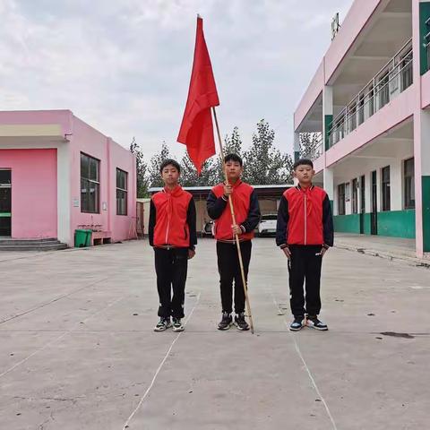 喜迎党的二十大 争做新时代好队员----滕州市级索镇王晁小学少先队入队仪式
