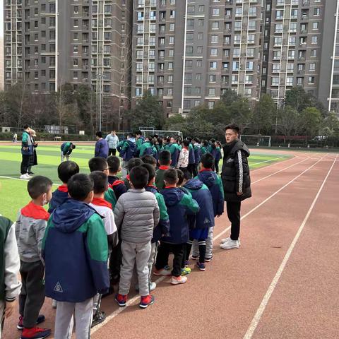 高新四小