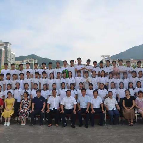 成长中的井中2020届初三14班