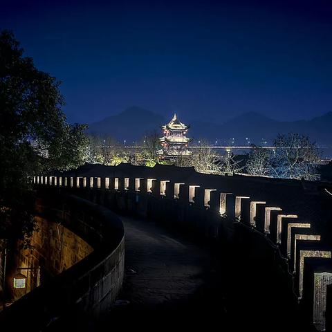 逛古城 赏夜景