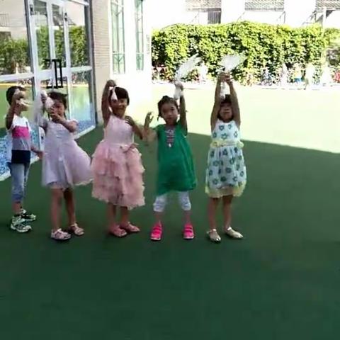 皓祥第六幼儿园《保护蛋宝宝》社会活动