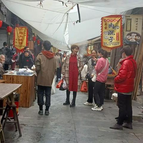 参观考察学先进 交流学习促提升——梅江镇庆祝三八妇女节系列活动之一
