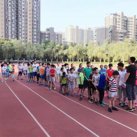 西工大附小融侨分校第一届“体育节”顺利进行！